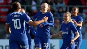 Chelsea defeats West Ham to return to top of Women's Super League