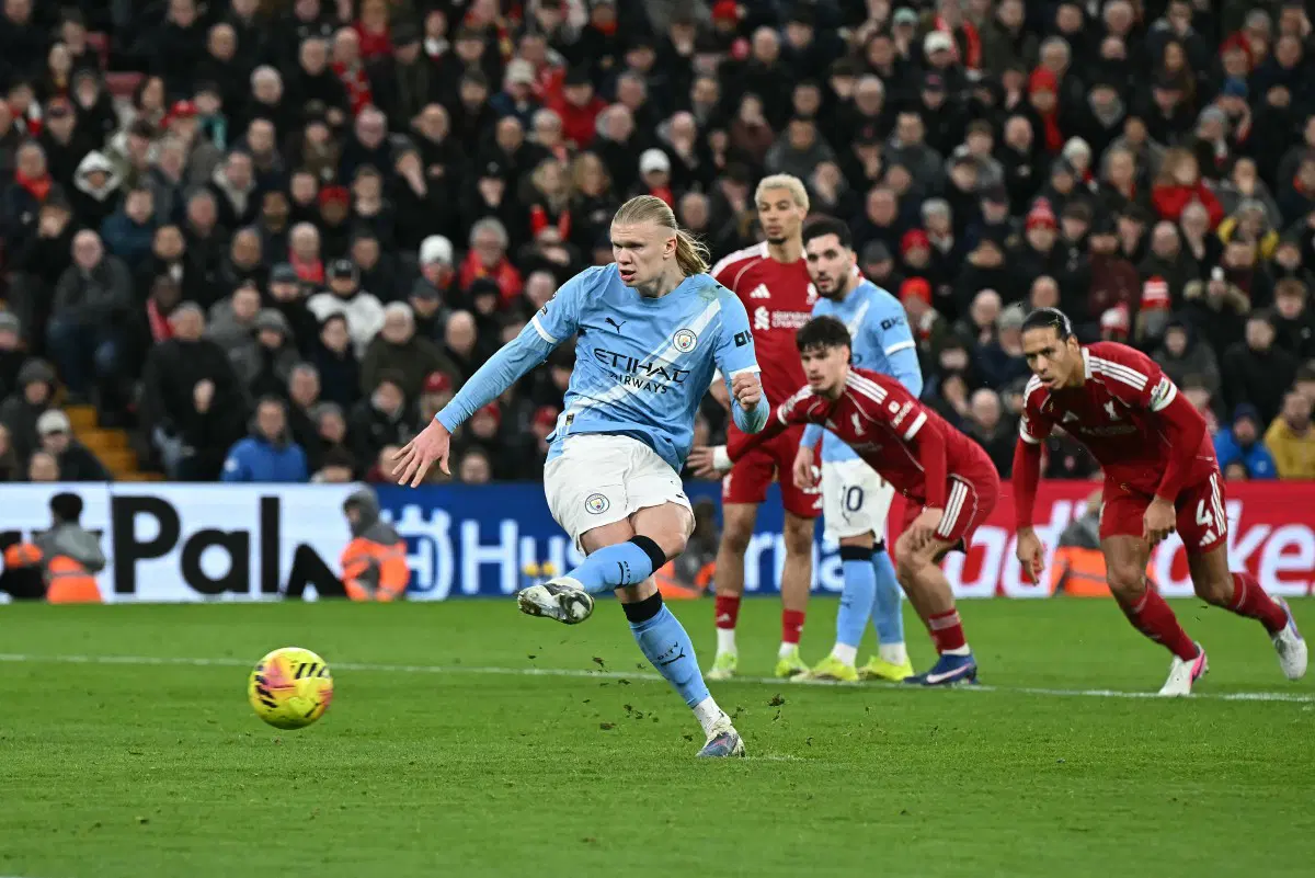 Manchester City Beat Liverpool to Rekindle Fading Premier League Title Hopes